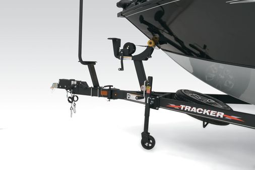 Tracker Targa V-19 WT image