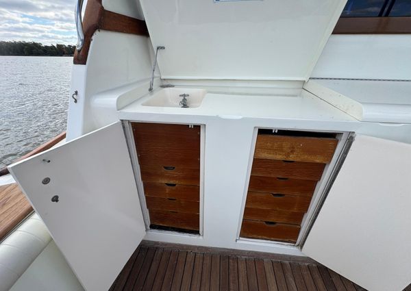 Ocean Yachts 48 image