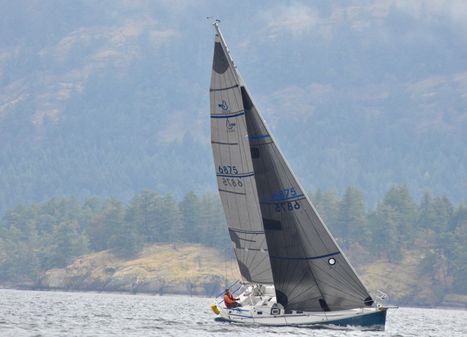 Beneteau First 35S5 image