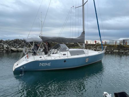 Beneteau First 35S5 image