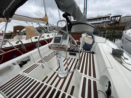 Beneteau First 35S5 image