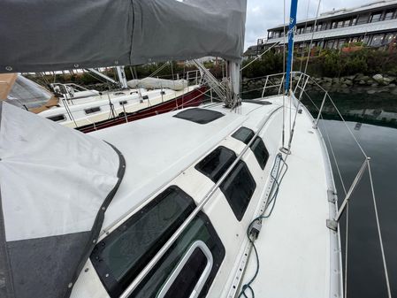 Beneteau First 35S5 image