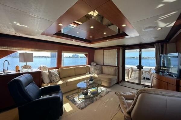 Ocean Alexander 70 Pilothouse image