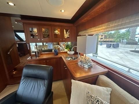 Ocean Alexander 70 Pilothouse image