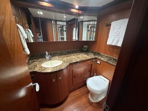 Ocean Alexander 70 Pilothouse image