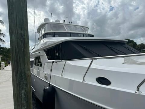 Ocean Alexander 70 Pilothouse image