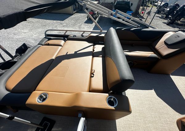 Tahoe-pontoon LTZ-2385-VRB image