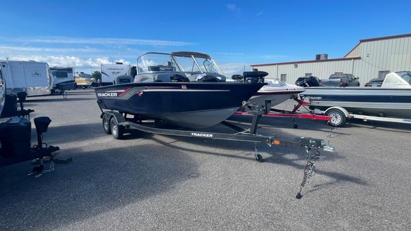 Tracker Targa v18 combo