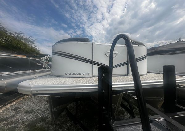 Tahoe-pontoon LTZ-2385-VRB image