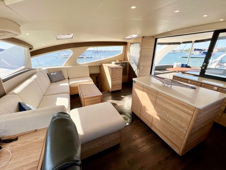 Xquisite Yachts X5 image