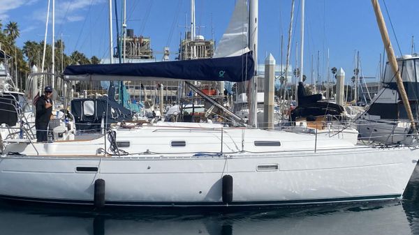 Beneteau Oceanis Clipper 331 