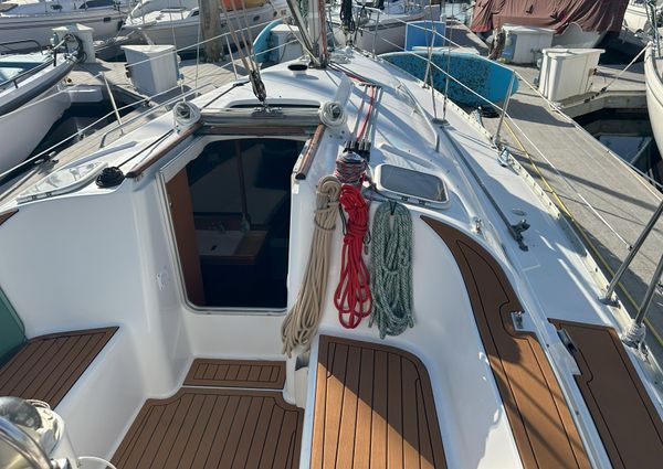 Beneteau Oceanis Clipper 331 image