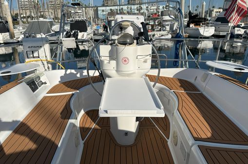 Beneteau Oceanis Clipper 331 image