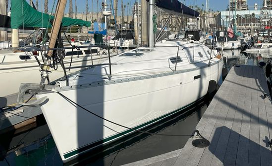 Beneteau Oceanis Clipper 331 image