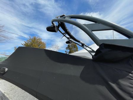 Yamaha Boats 242 Limited S image