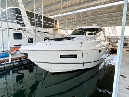 Cruisers Yachts 48 Cantius image