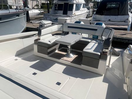 Tiara Yachts 43 LS image