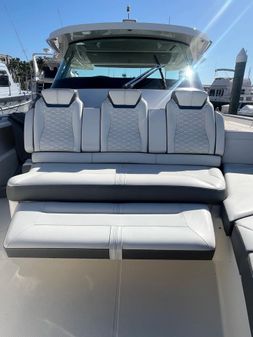 Tiara Yachts 43 LS image