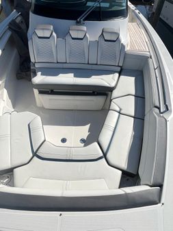 Tiara Yachts 43 LS image