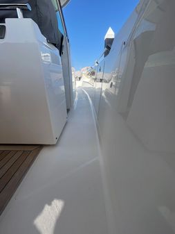 Tiara Yachts 43 LS image