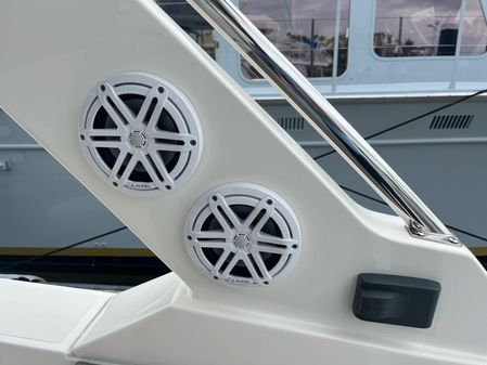 Tiara Yachts 43 LS image