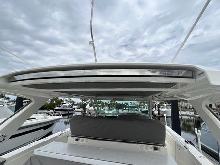 Tiara Yachts 43 LS image