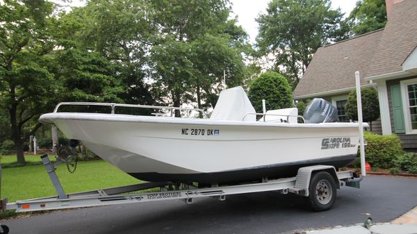 Carolina Skiff 19 DLV 