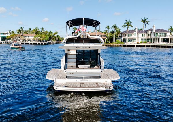 Galeon 400 Fly image