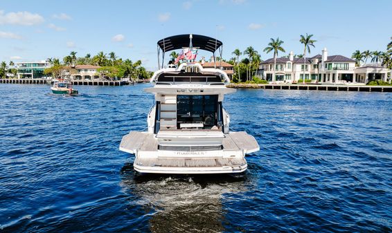 Galeon 400 Fly image