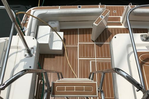 Sea Ray 550 Sedan Bridge image