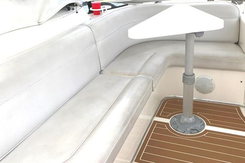 Sea Ray 550 Sedan Bridge image