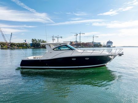 Tiara Yachts 4200 Open image