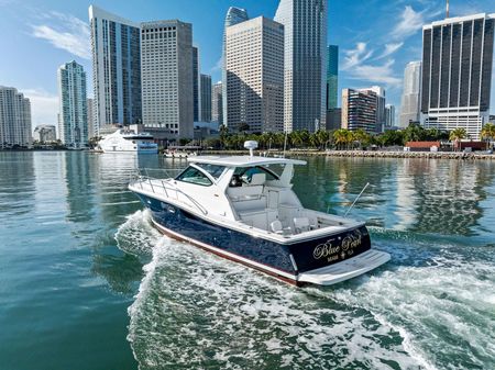 Tiara Yachts 4200 Open image