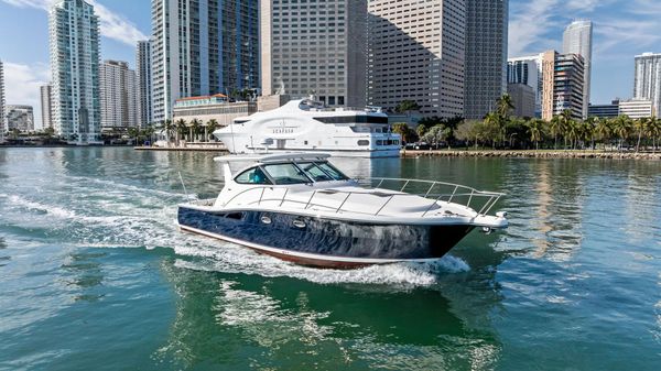 Tiara Yachts 4200 Open 