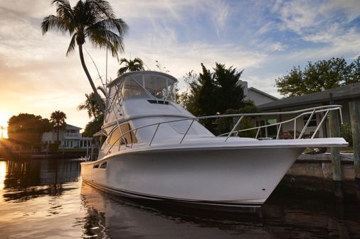 Tiara Yachts 3900 Convertible image