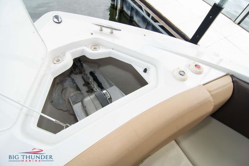 Cruisers Yachts 328 image