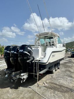 Boston-whaler 345-CONQUEST image