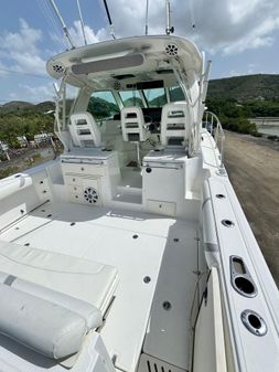 Boston-whaler 345-CONQUEST image