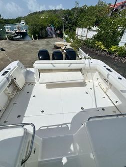 Boston-whaler 345-CONQUEST image