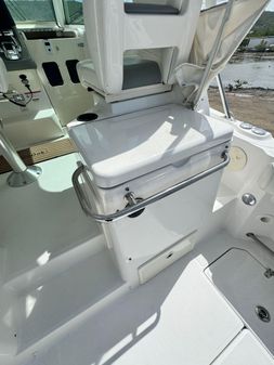 Boston-whaler 345-CONQUEST image