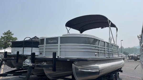 Coach Pontoons 221 Xcursion 