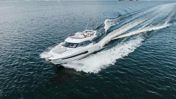 Prestige 460 Flybridge