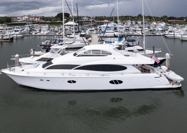 Lazzara Flybridge image