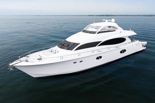 Lazzara Flybridge image