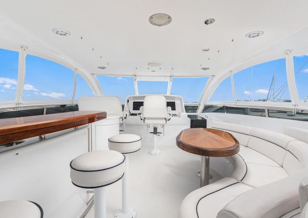 Lazzara Flybridge image