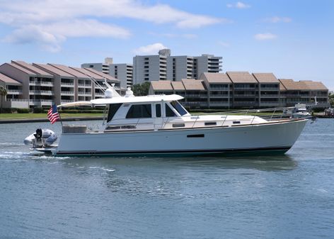 Sabre 48 Salon Express image