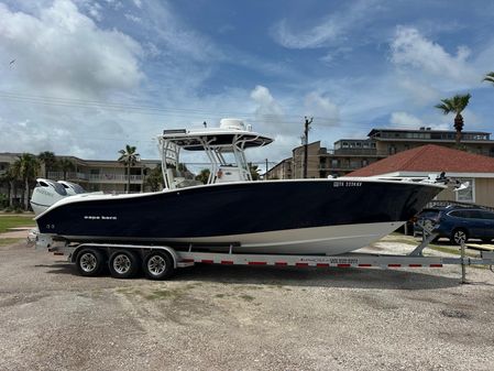 Cape Horn 32xs image