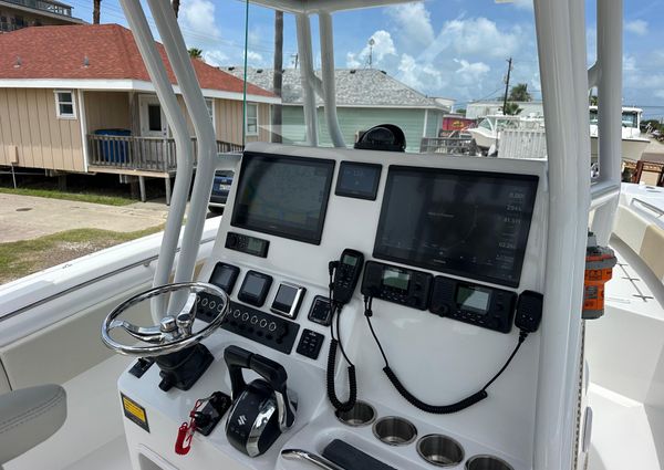 Cape Horn 32xs image