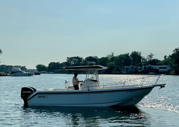 Boston Whaler 26 Outrage image