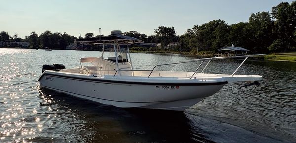 Boston Whaler 26 Outrage image